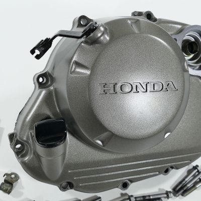 Honda (Original OE) - HONDA CBR125 CBR125R JC34 Kupplungsdeckel Motordeckel Seitendeckel nur 8919km - Bild 2 von 6